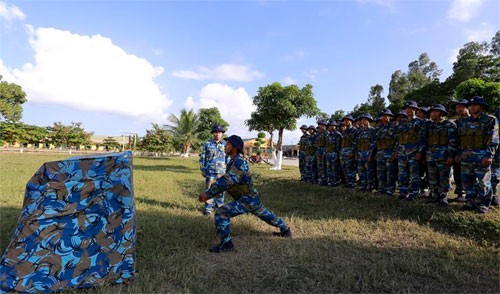 Tan binh Lu doan HQDB 147 say sua tap luyen-Hinh-4